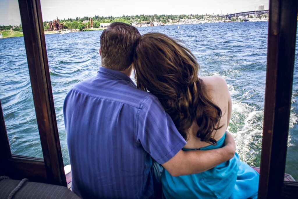 Elizabeth and Zack's original elopement on a boat on Lake Union in Seattle on 7.7.17 ez elopements beginning